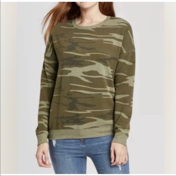 Nwt Zoe + Liv Fleece Camouflage Sweatshirt - Picture 1 of 7
